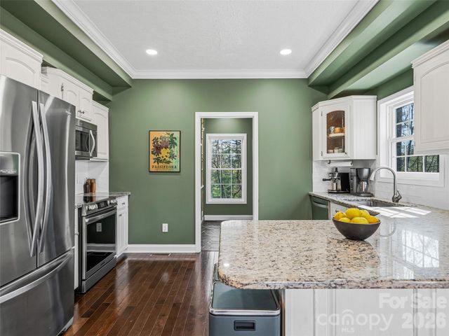 150 White Pine Drive, Fletcher, NC 28732
