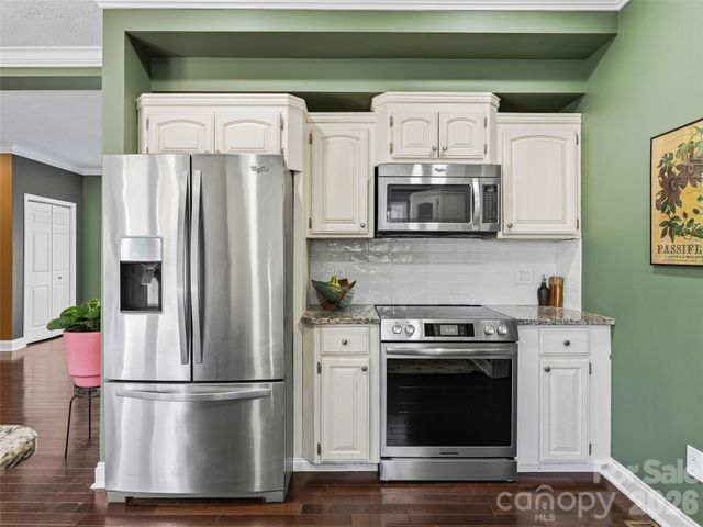 150 White Pine Drive, Fletcher, NC 28732