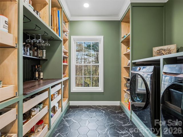 150 White Pine Drive, Fletcher, NC 28732