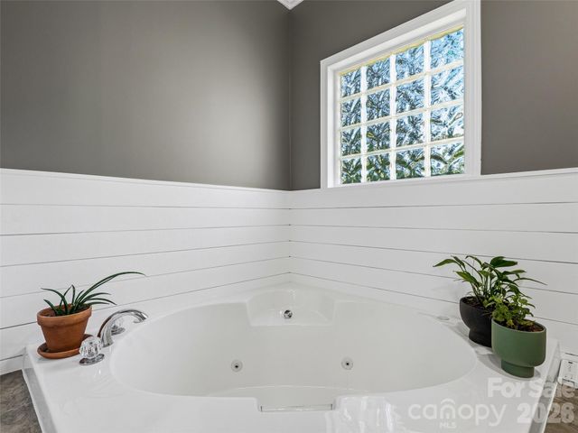 150 White Pine Drive, Fletcher, NC 28732