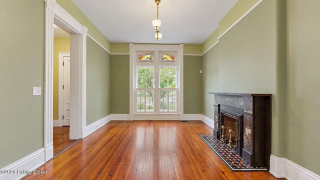 1344 S 6th St, Louisville, KY 40208