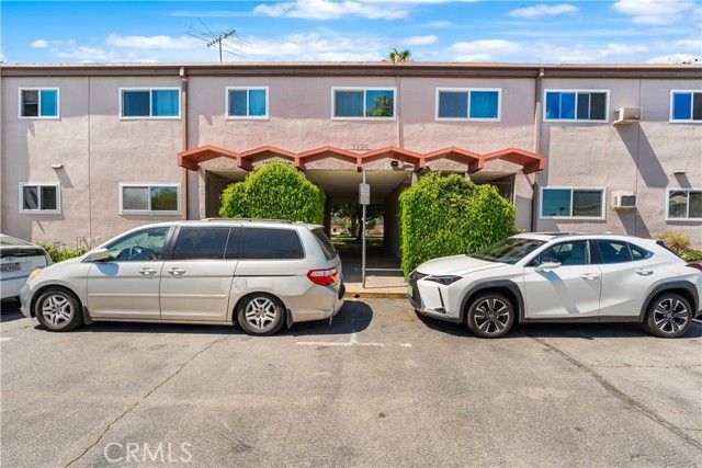 7135 Coldwater Canyon Avenue 16, North Hollywood (los Angeles), CA 91605