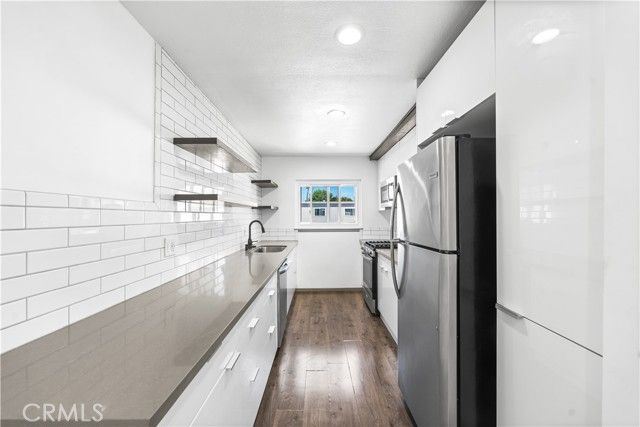 7135 Coldwater Canyon Avenue 16, North Hollywood (los Angeles), CA 91605