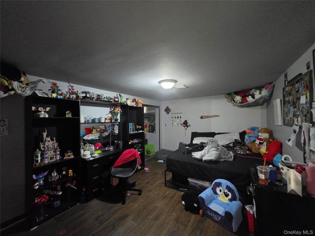 36 Houston Street, Florida, NY 10921