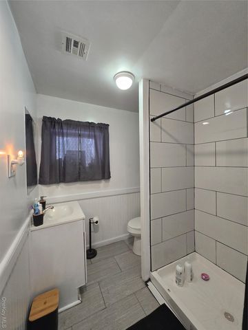 36 Houston Street, Florida, NY 10921