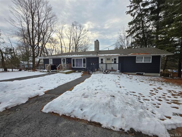 36 Houston Street, Florida, NY 10921