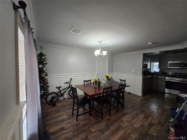 36 Houston Street, Florida, NY 10921