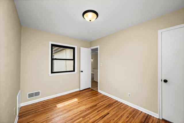 1418 Mechanic Avenue, Saint Paul, MN 55106