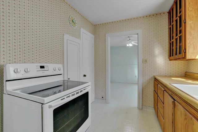 13207 Ridge Rd, Grass Valley, CA 95945