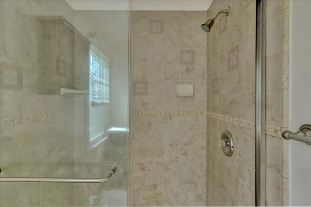 13207 Ridge Rd, Grass Valley, CA 95945