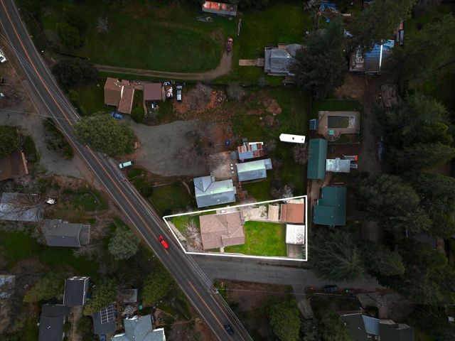 13207 Ridge Rd, Grass Valley, CA 95945