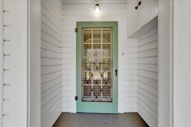13207 Ridge Rd, Grass Valley, CA 95945