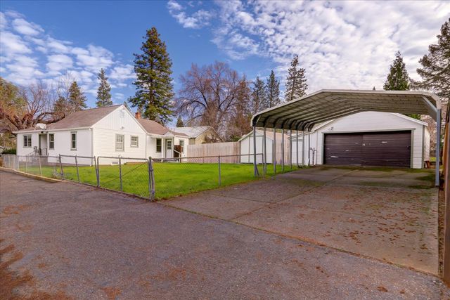 13207 Ridge Rd, Grass Valley, CA 95945