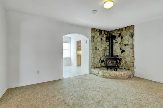 13207 Ridge Rd, Grass Valley, CA 95945