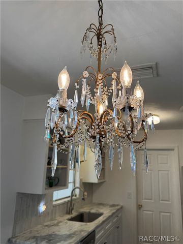 7 N Adams Street, Beverly Hills, FL 34465