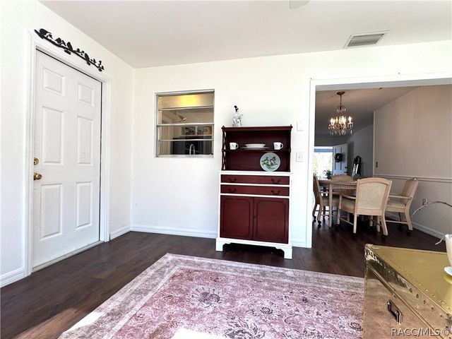 7 N Adams Street, Beverly Hills, FL 34465