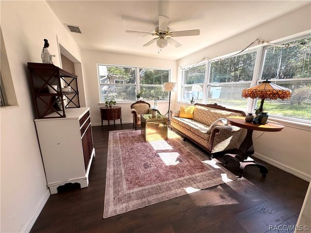 7 N Adams Street, Beverly Hills, FL 34465