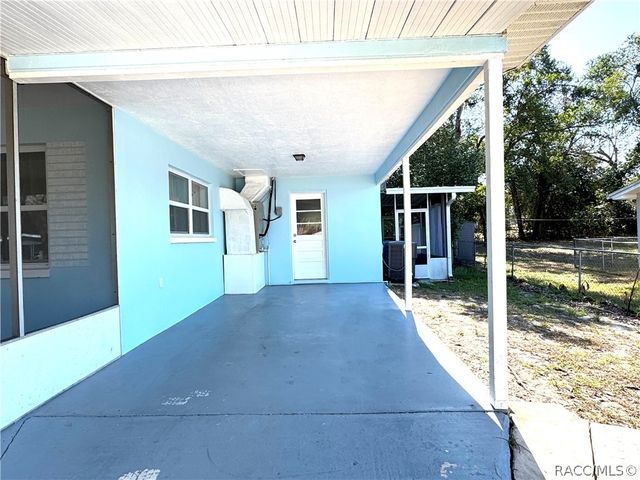 7 N Adams Street, Beverly Hills, FL 34465