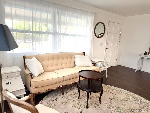 7 N Adams Street, Beverly Hills, FL 34465