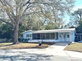 7 N Adams Street, Beverly Hills, FL 34465