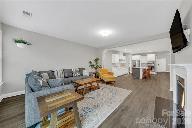 172 Caversham Drive, Mooresville, NC 28115