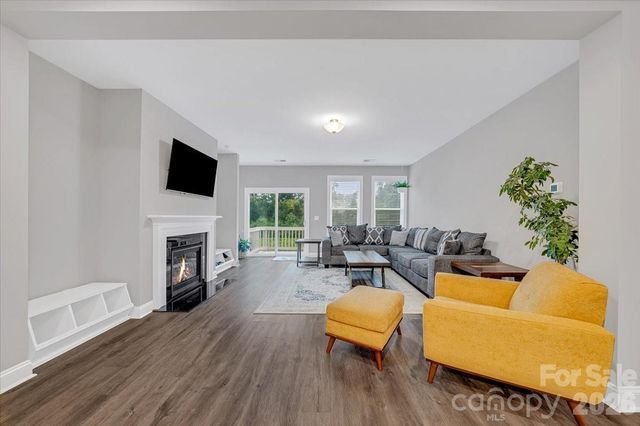 172 Caversham Drive, Mooresville, NC 28115