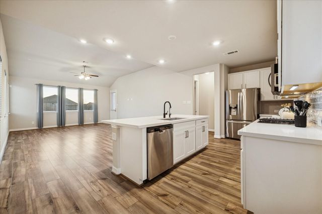 2432 Solaris Bend Drive, Katy, TX 77493