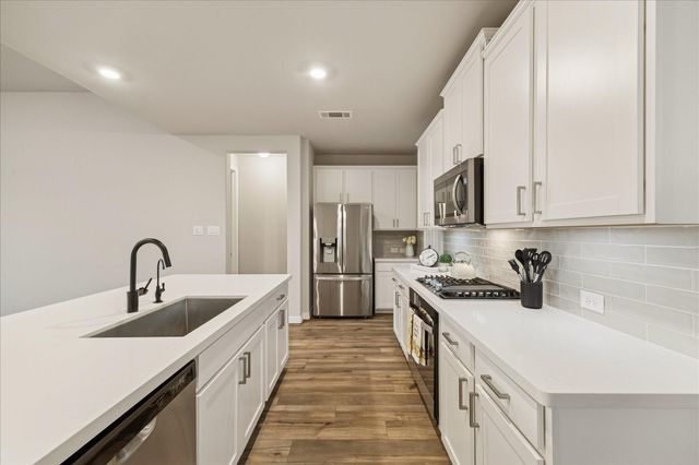 2432 Solaris Bend Drive, Katy, TX 77493