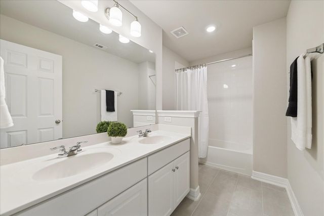 2432 Solaris Bend Drive, Katy, TX 77493