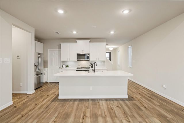 2432 Solaris Bend Drive, Katy, TX 77493