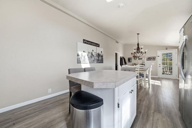 2321 Hartvickson Ln, Valley Springs, CA 95252