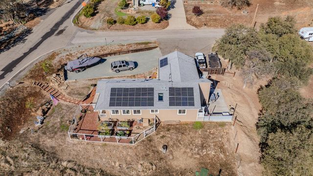 2321 Hartvickson Ln, Valley Springs, CA 95252