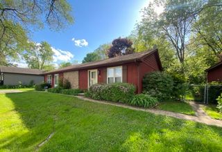 505-507 Woodland Avenue, Wauconda, IL 60084