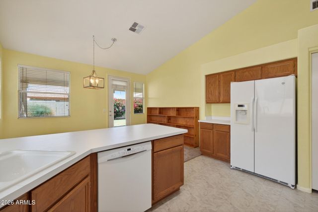 1068 W GLENMERE Drive, Chandler, AZ 85224