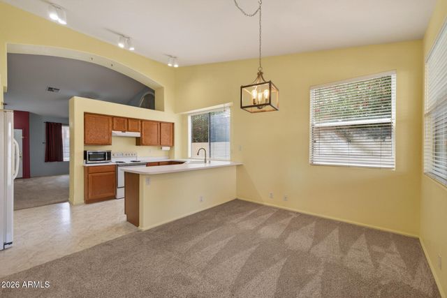 1068 W GLENMERE Drive, Chandler, AZ 85224