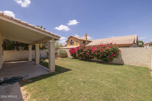 1068 W GLENMERE Drive, Chandler, AZ 85224