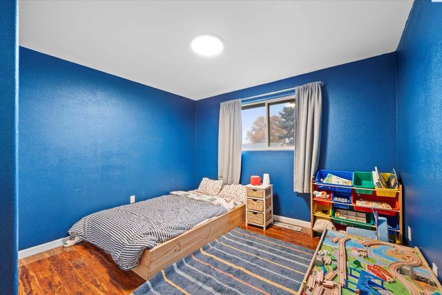 111 N Lincoln Ave, Kennewick, WA 99336