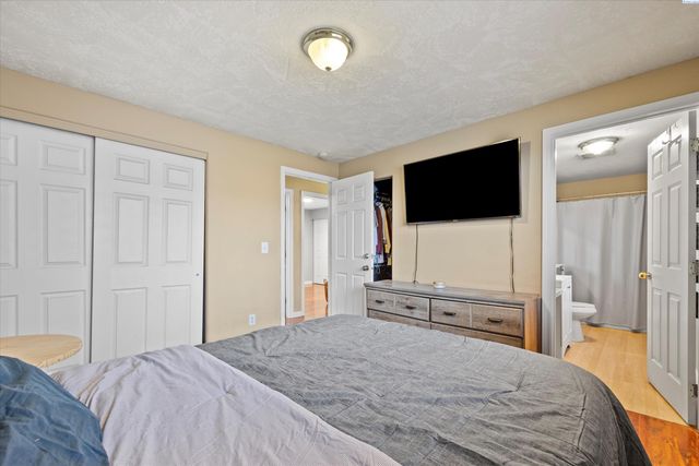 111 N Lincoln Ave, Kennewick, WA 99336