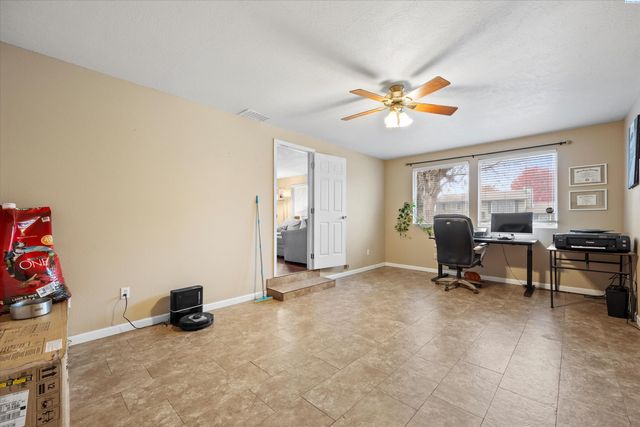 111 N Lincoln Ave, Kennewick, WA 99336