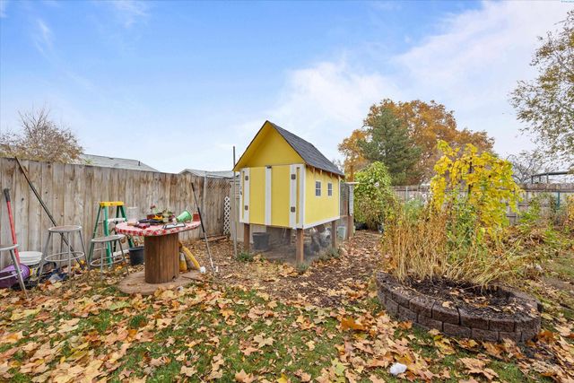 111 N Lincoln Ave, Kennewick, WA 99336