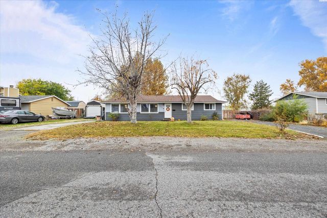 111 N Lincoln Ave, Kennewick, WA 99336
