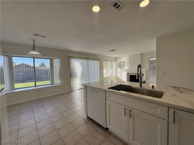 150 Kachina Drive, Henderson, NV 89074