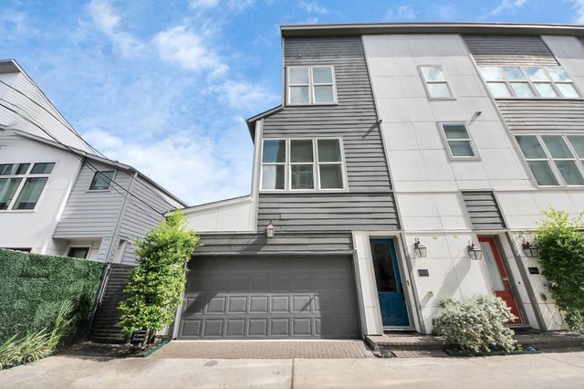 9614 Riddlewood Ln, Houston, TX 77025