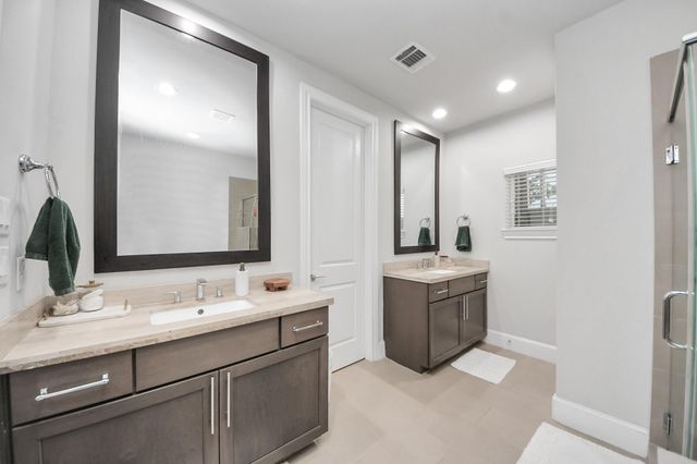 9614 Riddlewood Ln, Houston, TX 77025