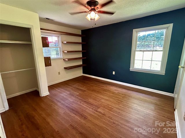 1568 Conway Court, Granite Falls, NC 28630