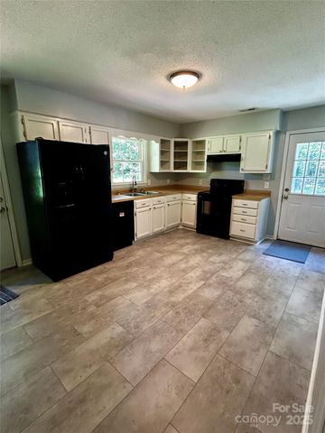 1568 Conway Court, Granite Falls, NC 28630