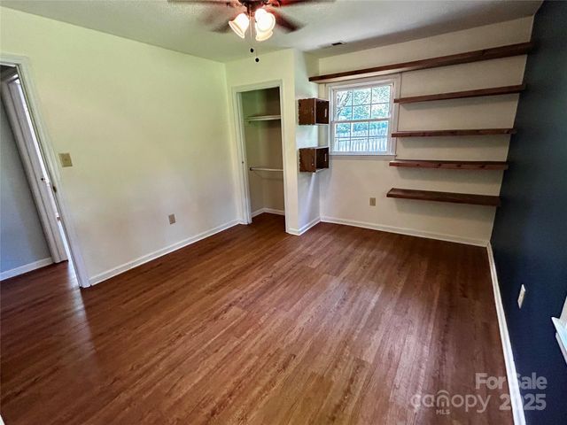 1568 Conway Court, Granite Falls, NC 28630