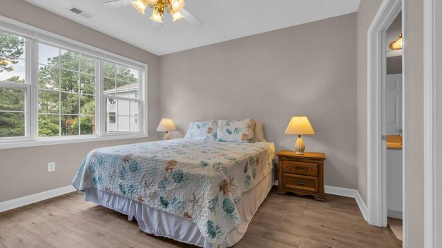 5825 Catalina Dr Unit 523, North Myrtle Beach, SC 29582