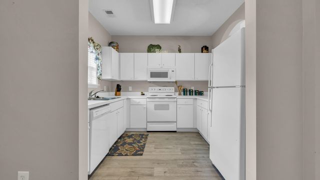 5825 Catalina Dr Unit 523, North Myrtle Beach, SC 29582