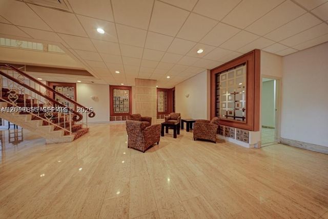 2899 Collins Ave 1734, Miami Beach, FL 33140